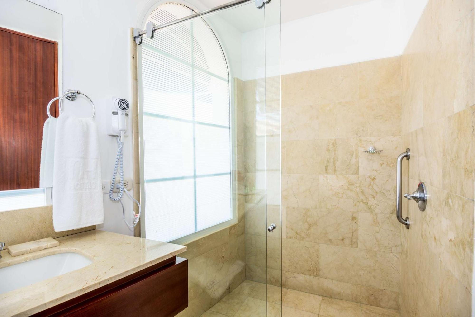 Nh Royal Urban Cartagena Hotel Eksteriør billede
